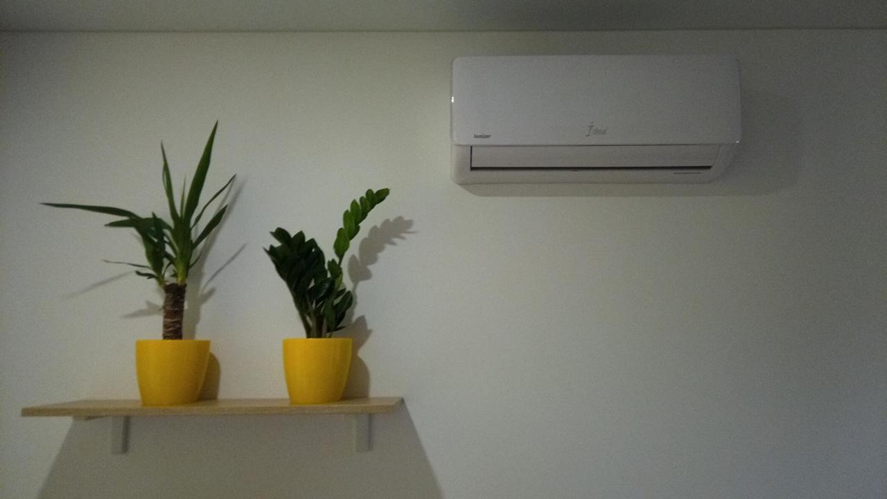 Positive Smile Studio Apartment In The Colorful Comfort Town Residental Complex. Kt-06. كييف المظهر الخارجي الصورة