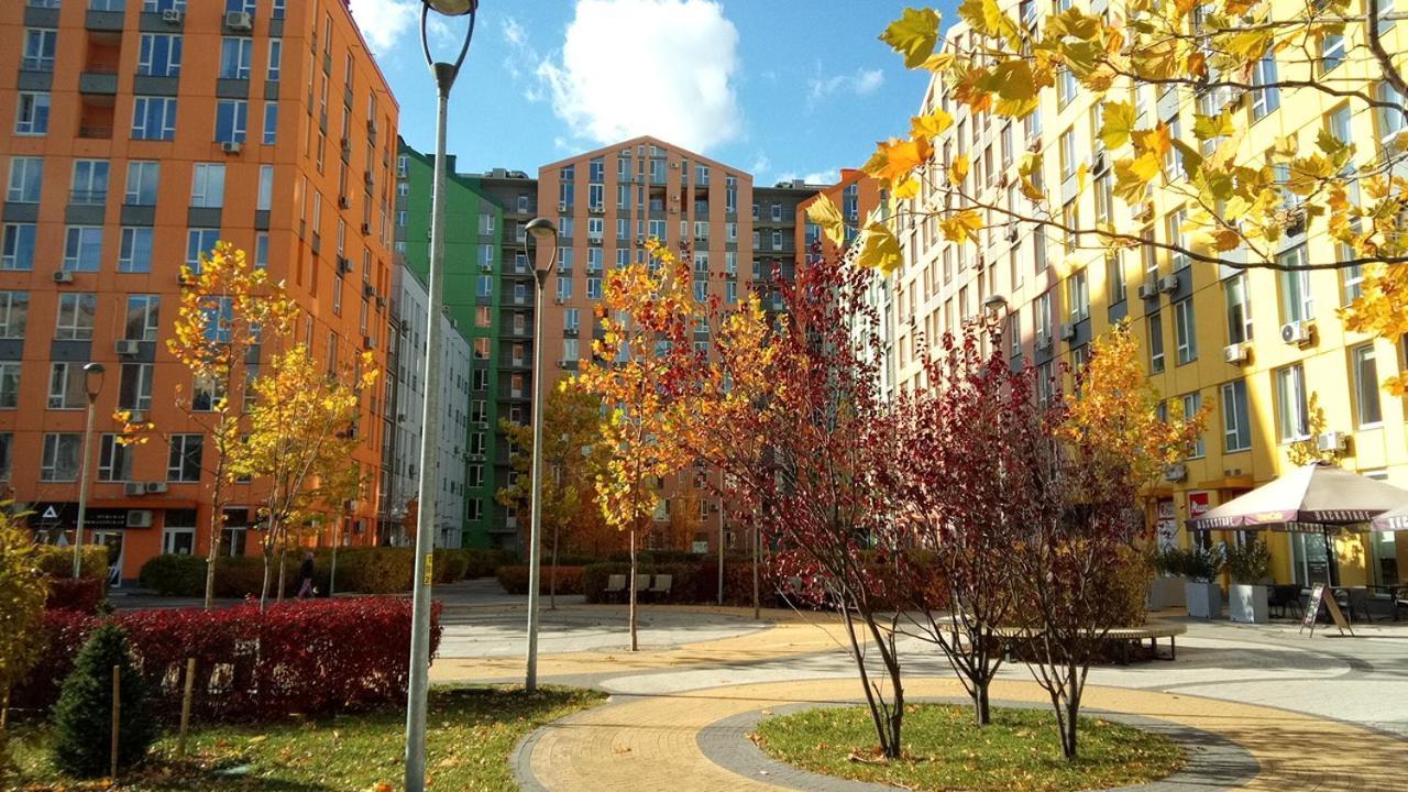 Positive Smile Studio Apartment In The Colorful Comfort Town Residental Complex. Kt-06. كييف المظهر الخارجي الصورة
