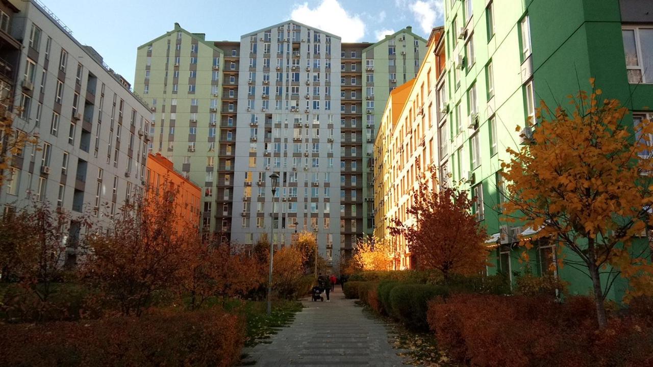 Positive Smile Studio Apartment In The Colorful Comfort Town Residental Complex. Kt-06. كييف المظهر الخارجي الصورة
